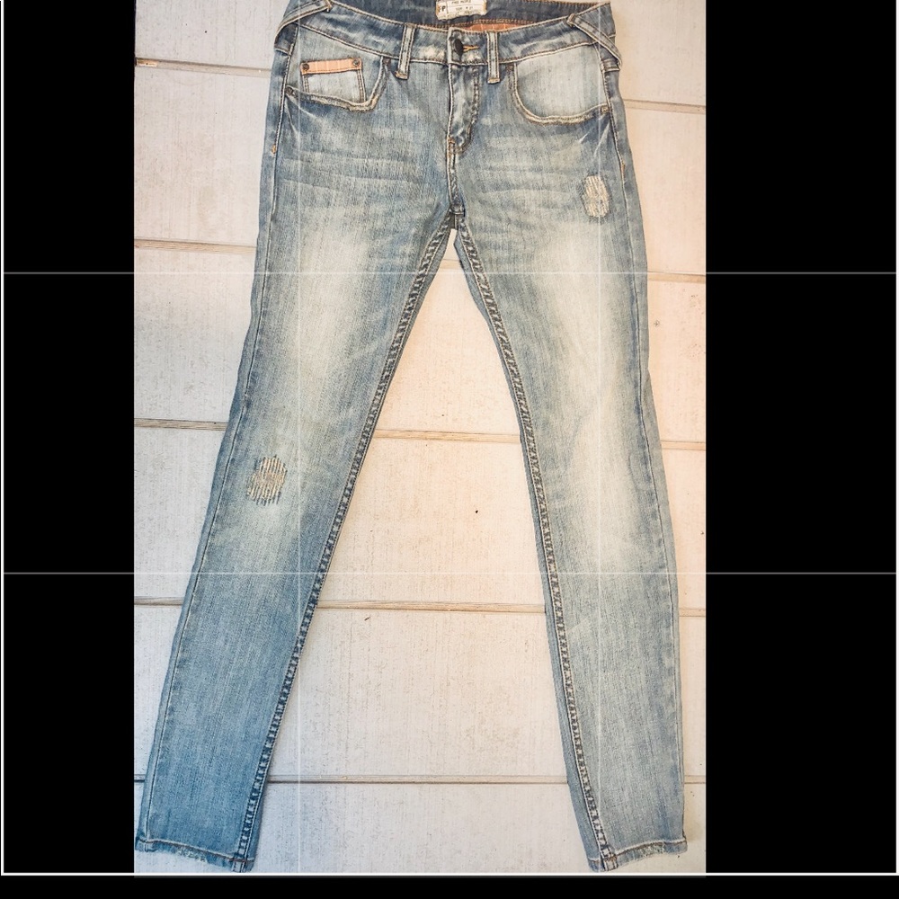 Free people jeans 😍